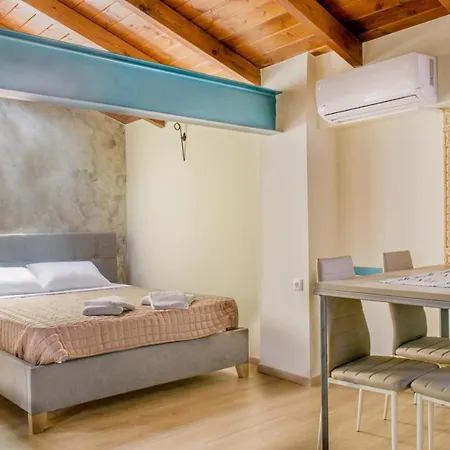 3d Iliadis Affittacamere 3*